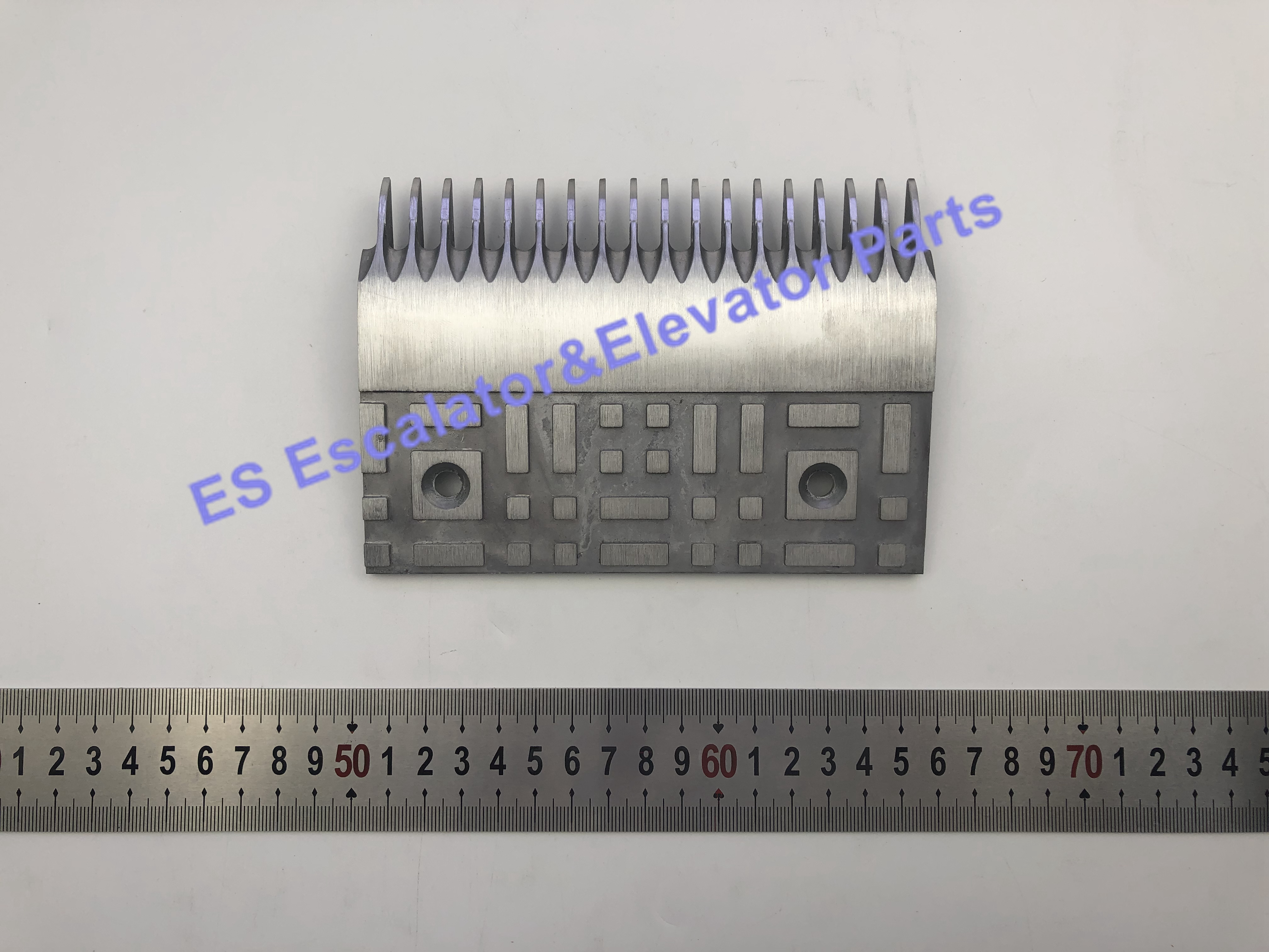 FX453Y500 Escalator Comb Plate Aluminium 18 Teeth RB UB ESC 151mm Wide Replaces 453Y1Use For Otis